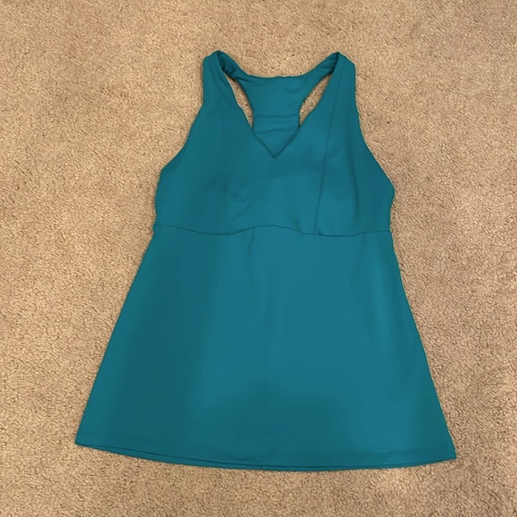 Fabletics tank top - Picture 2 of 4